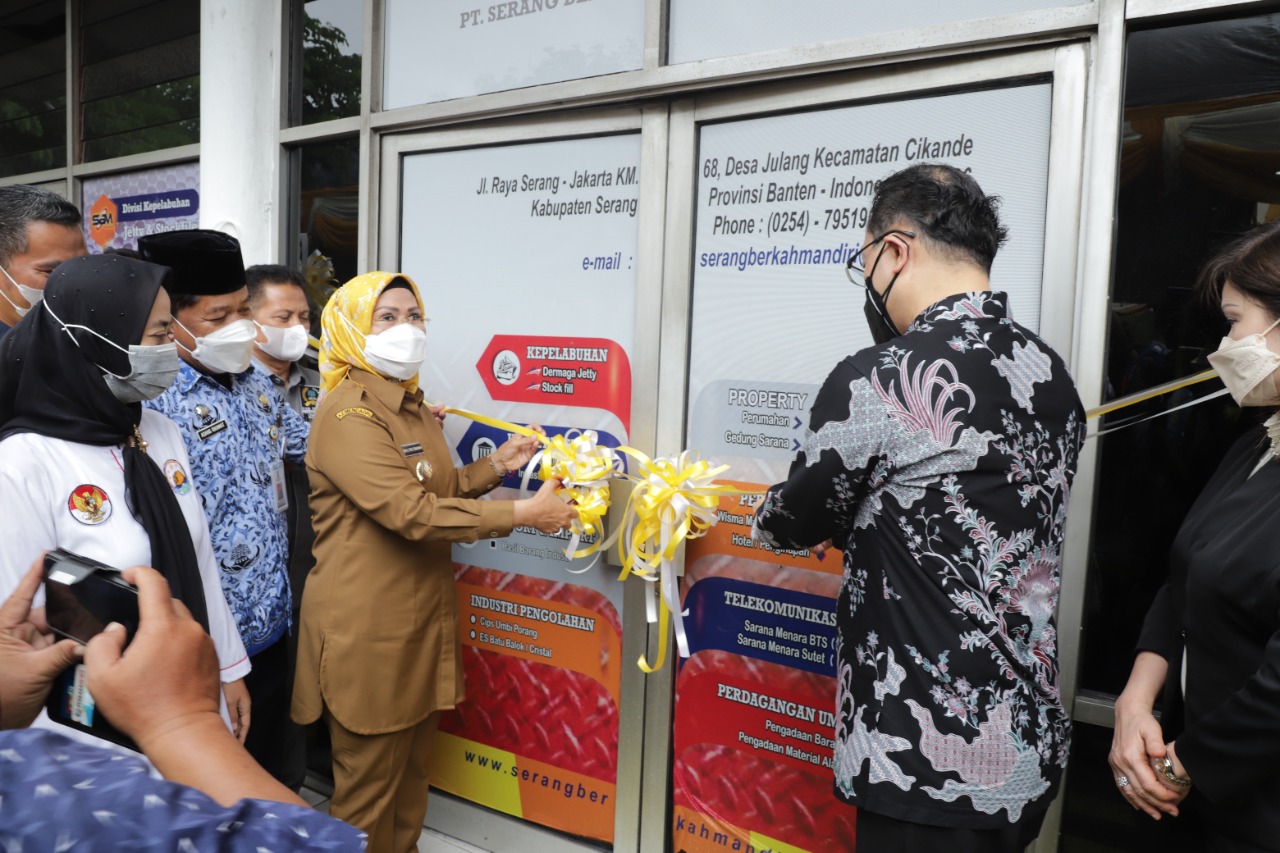 Kerjasama Produsen Sepatu, Bupati Serang Gelorakan ‘UMKM Bisa’