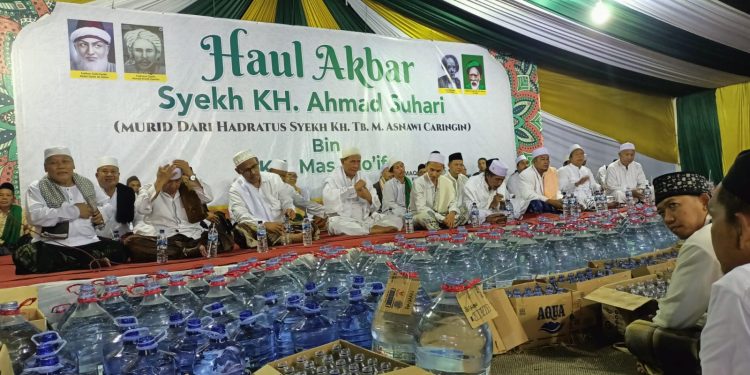 Haul Akbar KH Ahmad Suhari ke II Kembali Digelar di Link. Astana Cibeber