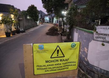 Pemkot Tangsel Perbaiki Akses Jalan Reni Jaya - Witana Harja