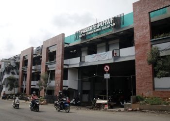 CIPUTAT - Pemerintah Kota (Pemkot) Tangerang Selatan (Tangsel) melalui Dinas Perindustrian dan Perdagangan (Disperindag) terus menjaga dan meningkatkan eksistensi pasar yang ada di wilayahnya.